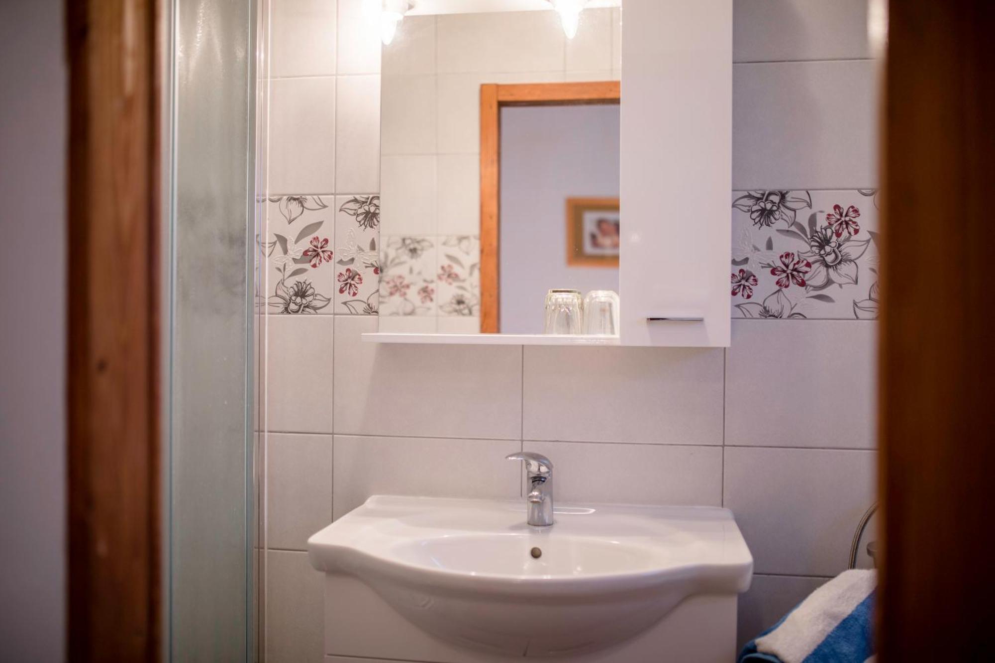Kazo Apartment Rab Town Ngoại thất bức ảnh